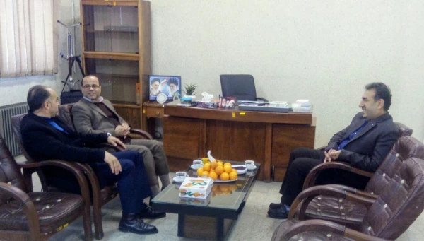 دیدار با مسئولین