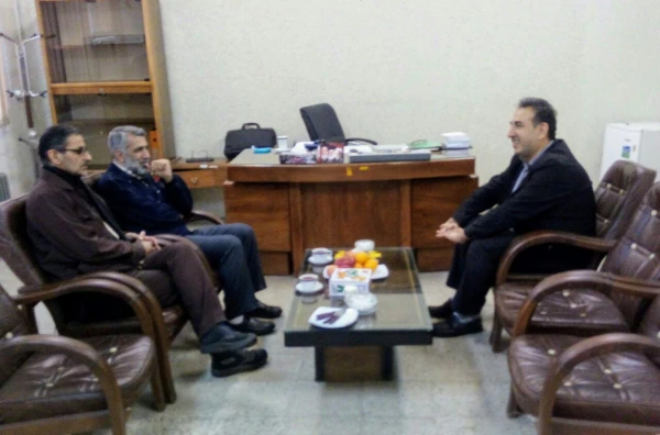 دیدار با مسئولین