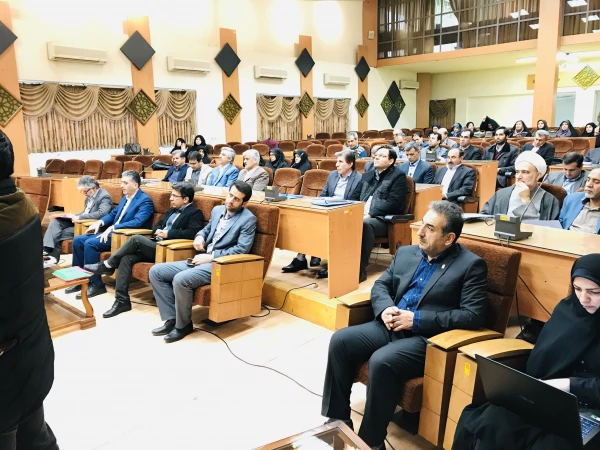 آغازبکار نشست مدیران گروه ها ، کارشناسان و معاونان آموزشی