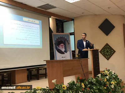 دکتر نامداری مدیر کل دفتر برنامه ریزی درسی و آموزشی در نشست مدیران گروه های آموزشی:
استقرار گروه های آموزشی، پارادایم دوم تحول در دانشگاه فرهنگیان