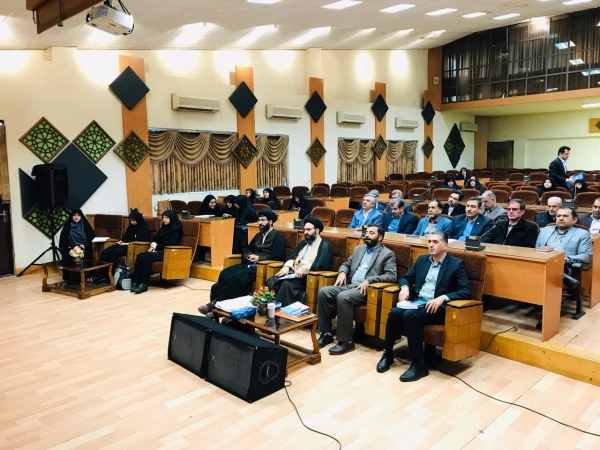 دومین روز نشست مدیران محترم گروه ها و بخش های آموزشی