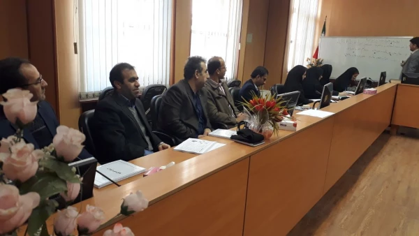 نشست معاونان مالی ، توسعه مدیریت و امور دانشجویی و عاملان مالی